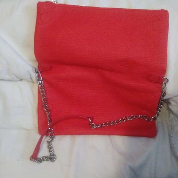 NWOT Express | Flapover Chain Purse - Picture 3 of 6